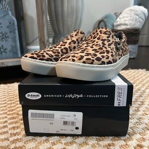 Dr Scholls Sneakers- Be Free Energy Technology- Leopard Print
